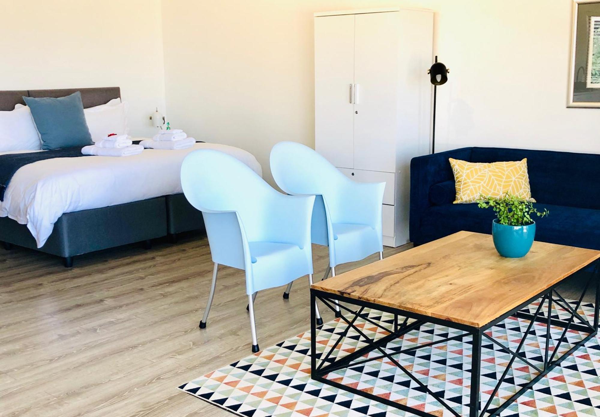 Karee Manor Guesthouse Stilbaai Oda fotoğraf