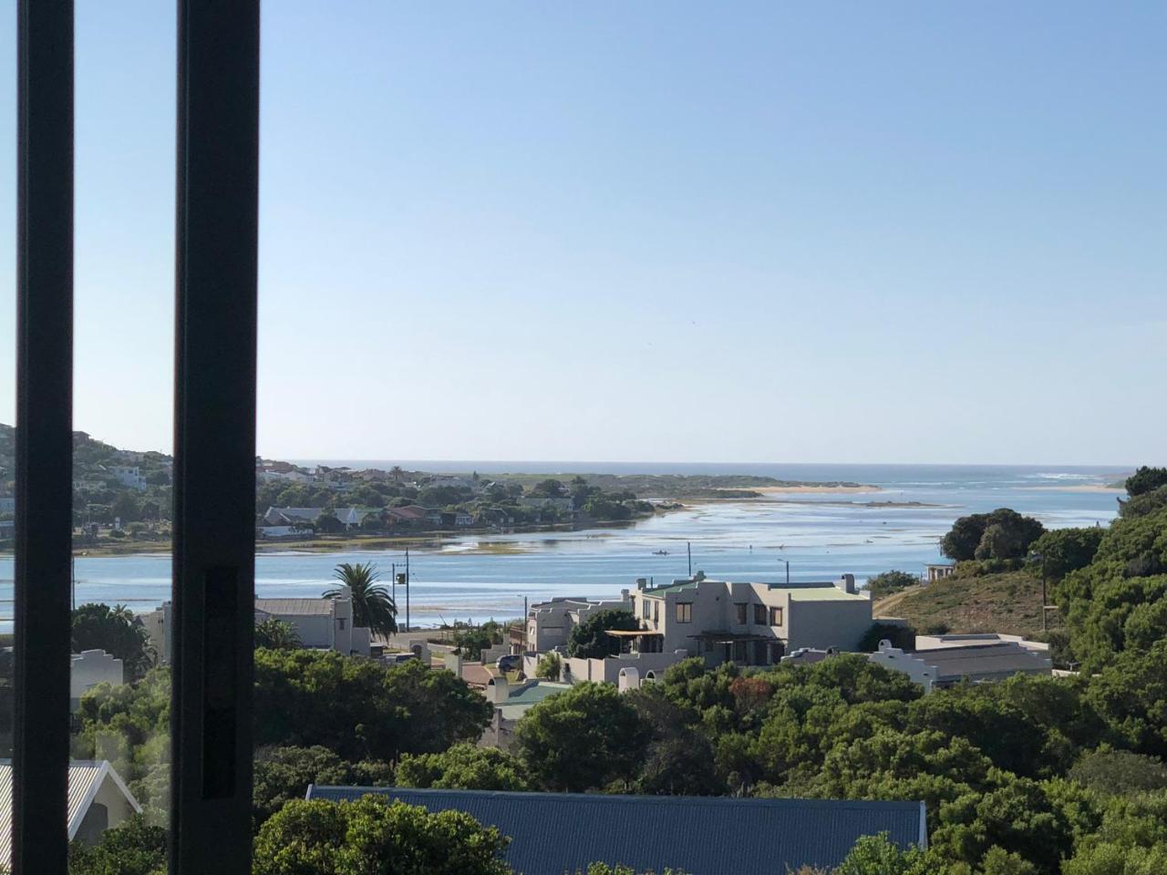 Karee Manor Guesthouse Stilbaai Dış mekan fotoğraf